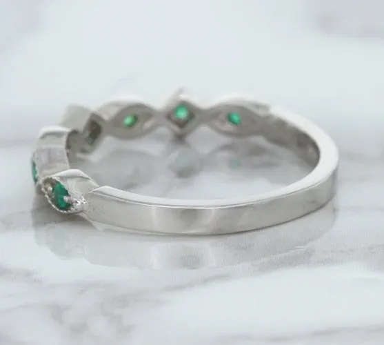 0.21ctw Emerald Alternating Marquise Ring in 14K White Gold