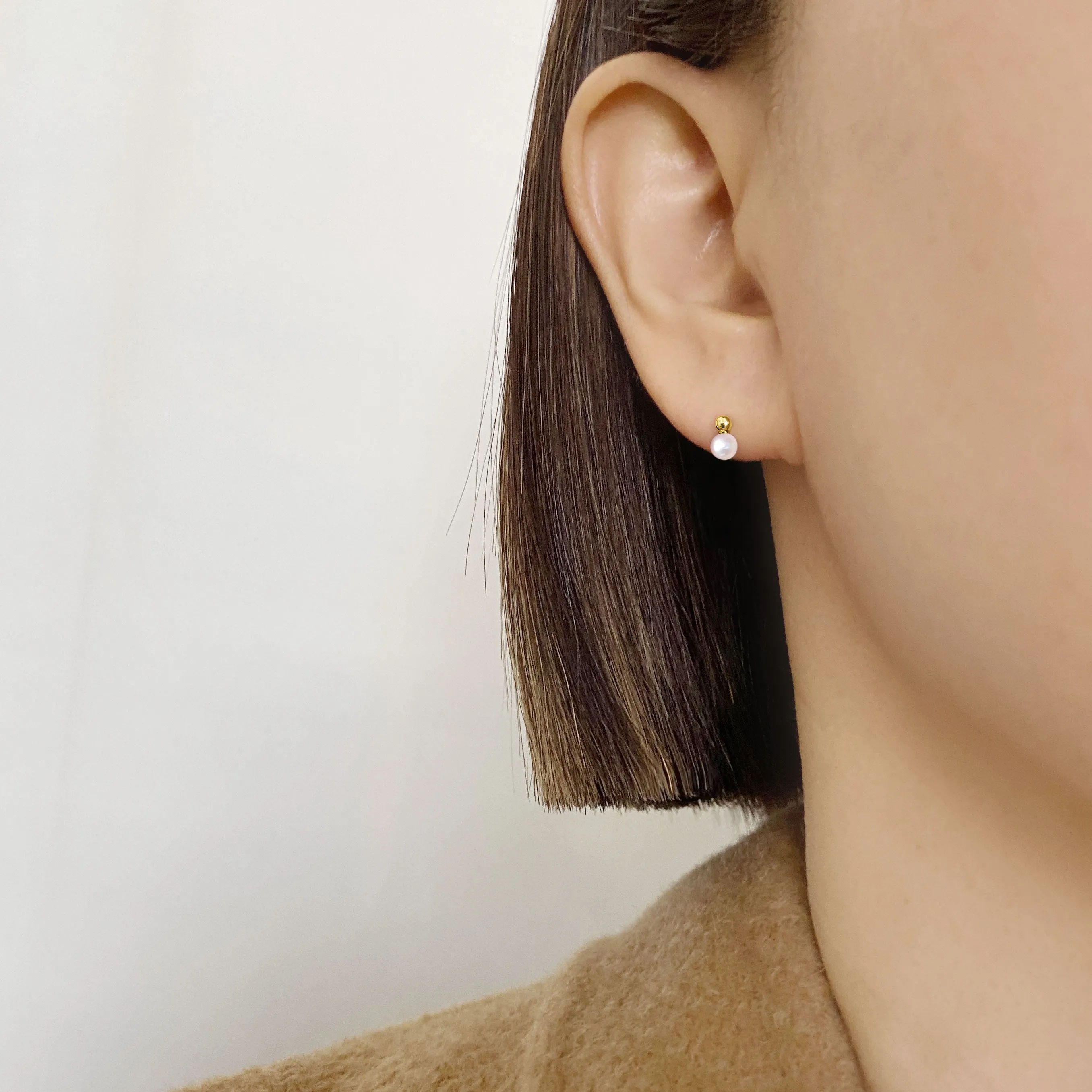 14k Solid Gold Ball Pearl Stud Earring
