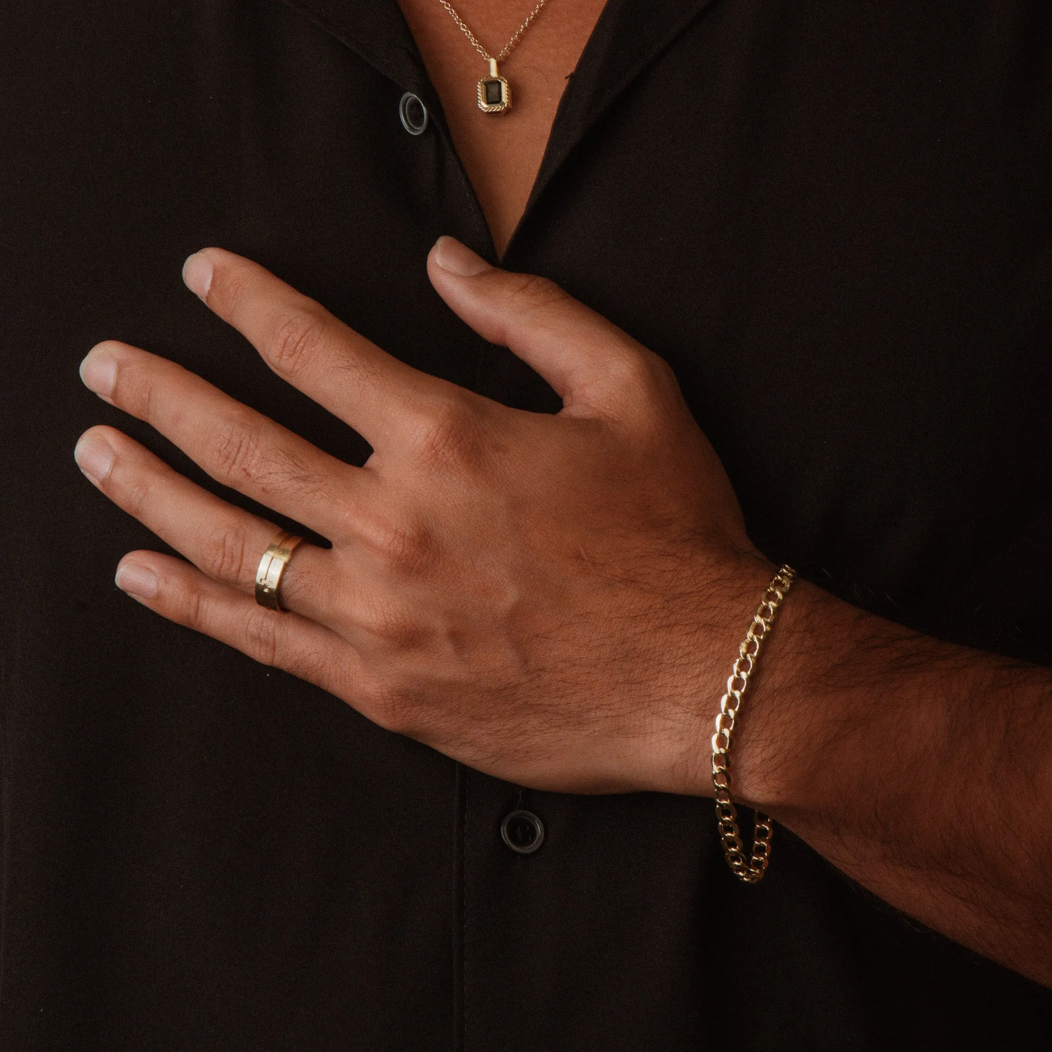 14K Yellow Gold Hollow Curb Chain Bracelet