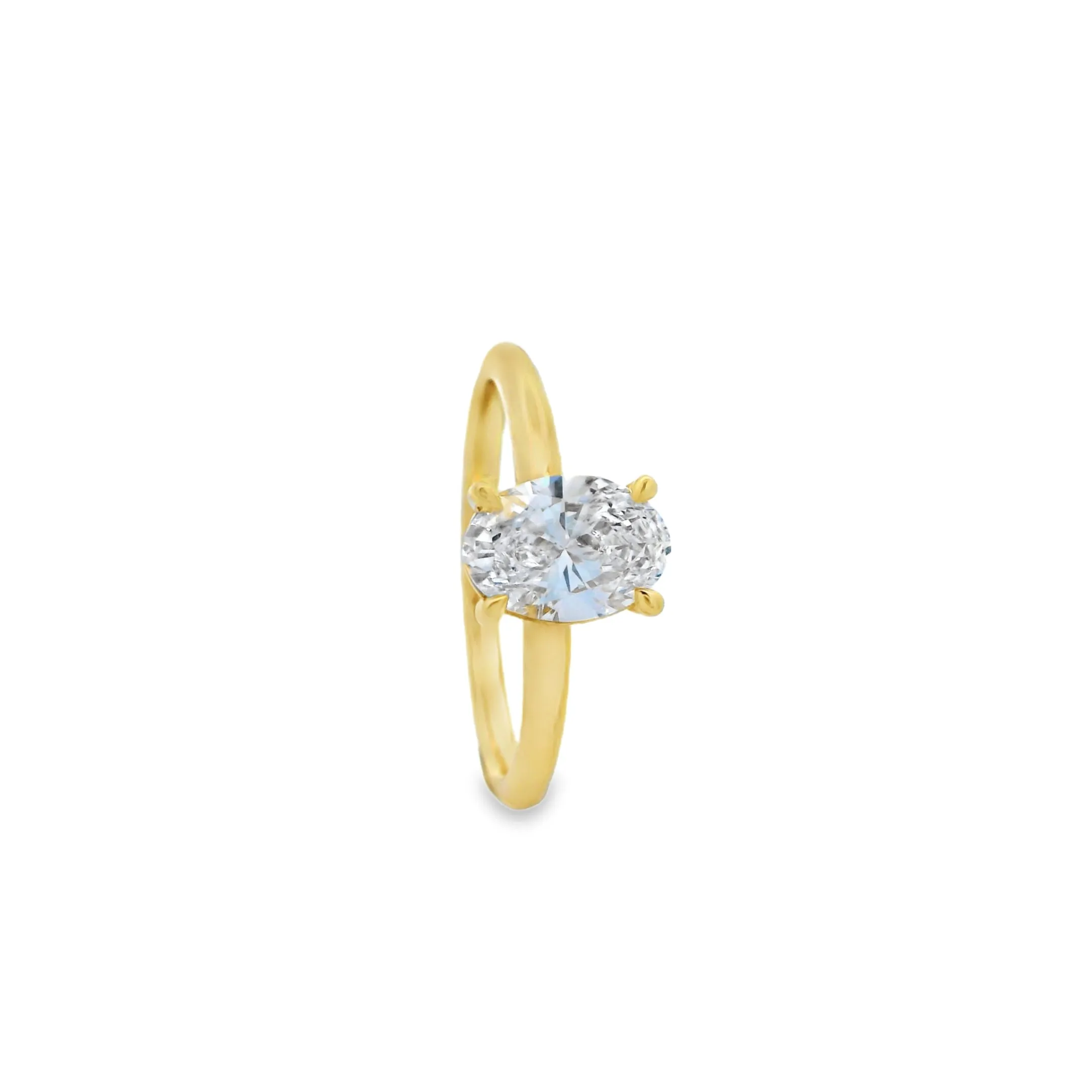 18ct Yellow Gold Oval Cut 1.01ct Lab Grown Diamond Solitaire R-00150