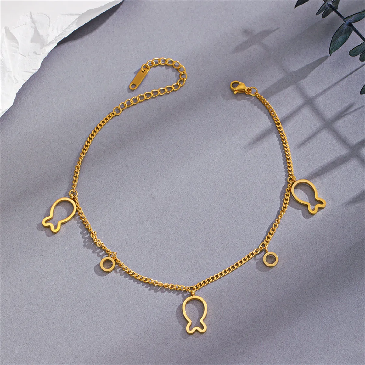 18K Gold-Plated Openwork Fish Station Anklet
