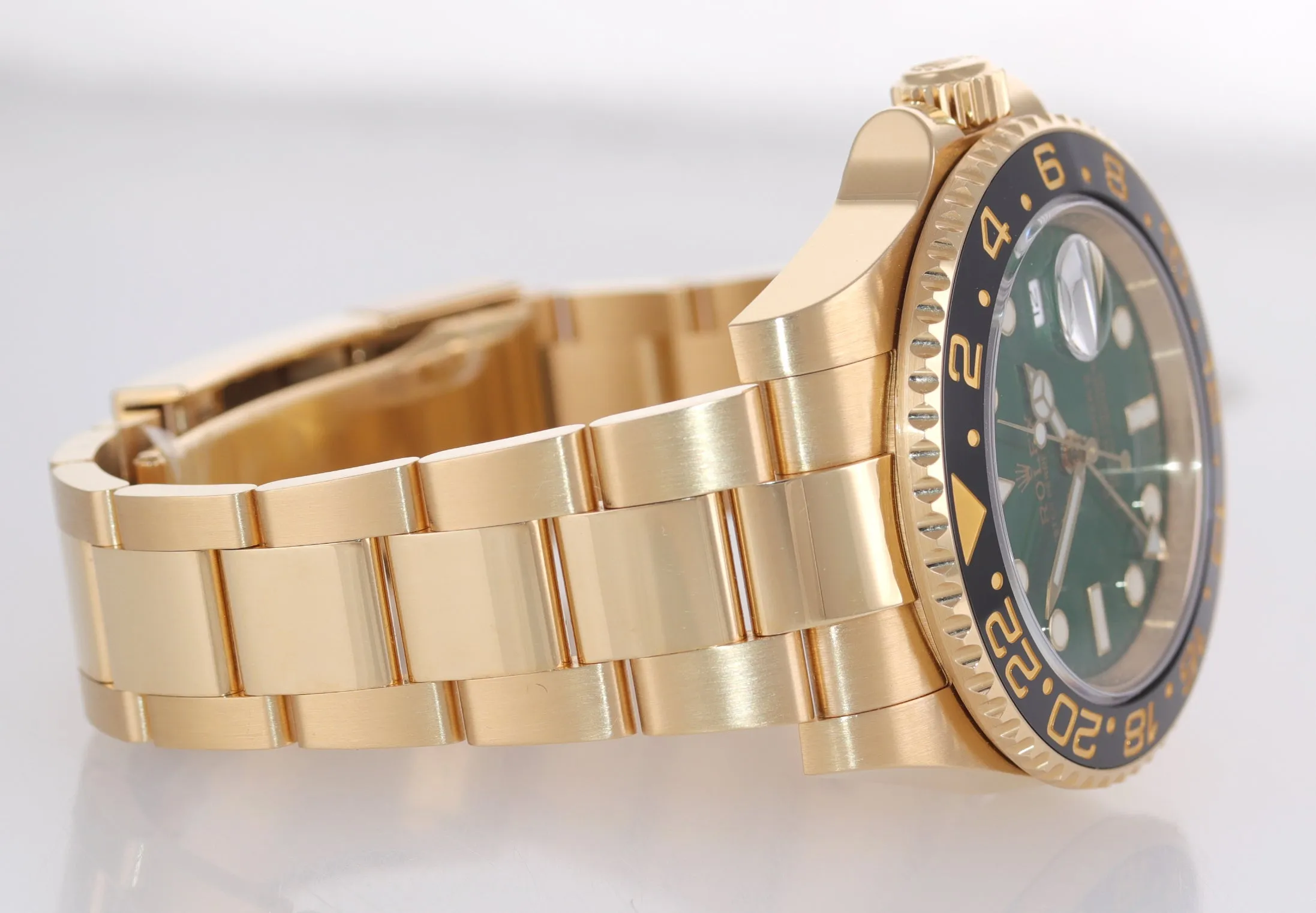 2018 PAPERS STICKERS Rolex GMT-Master 2 Ceramic Green 116718 Yellow Gold Watch