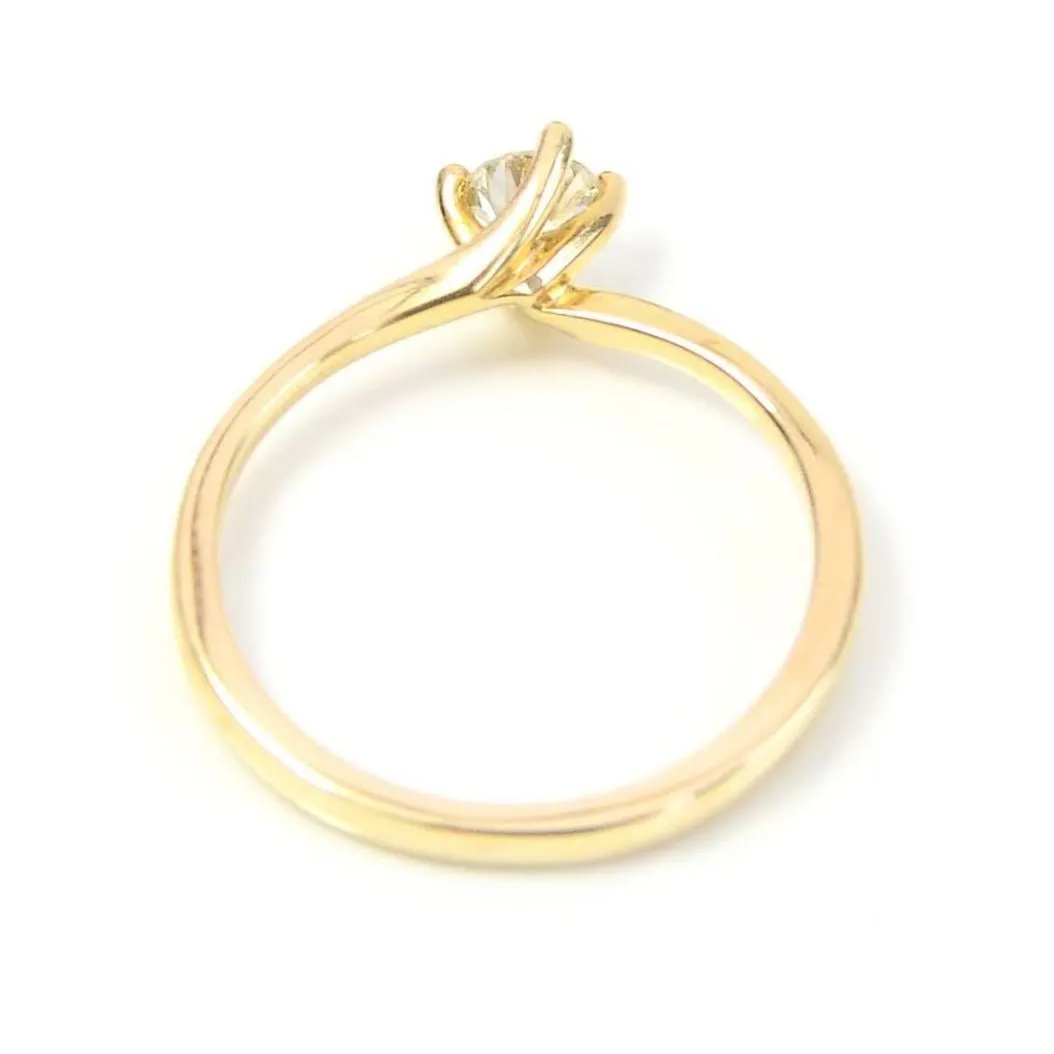 9ct Yellow Gold & 0.25ct Round Brilliant Cut Diamond Solitaire Twist Engagement Ring