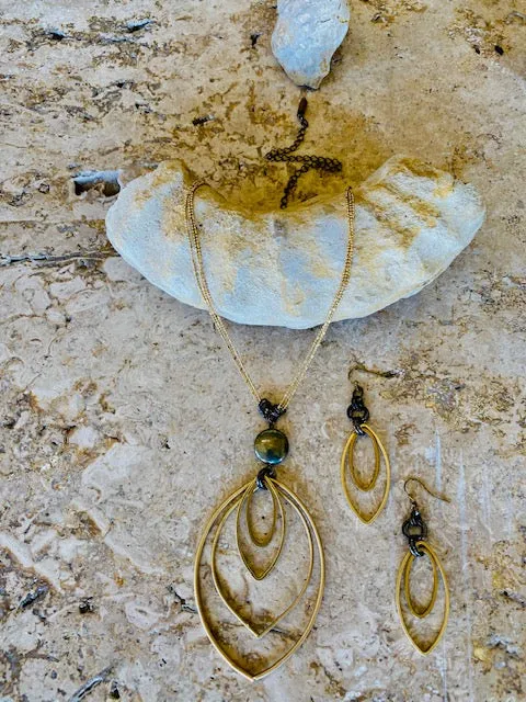 Amalgum Dangle Earrings