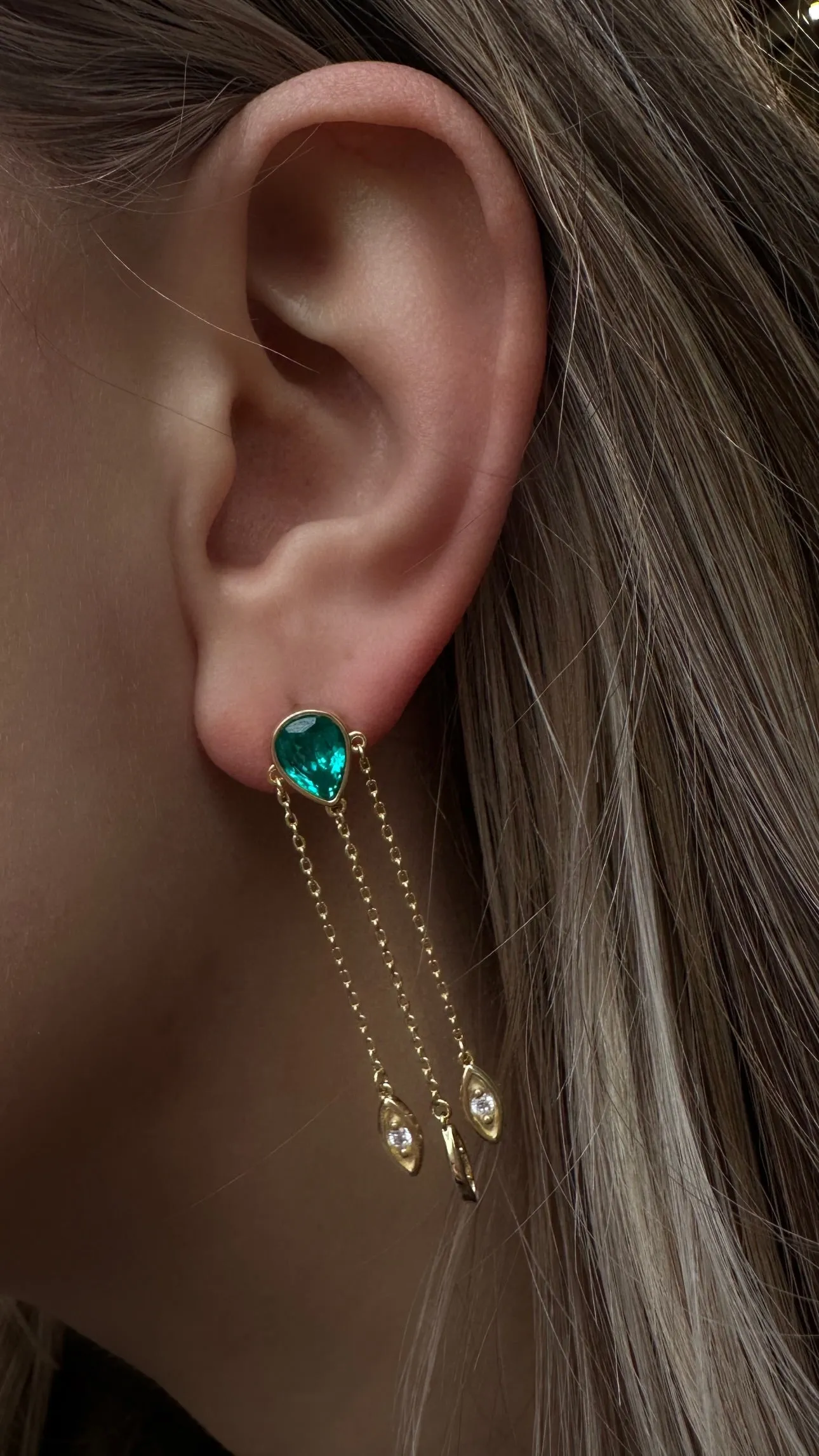 Bezel Pariba Pear Chain Drop Earring