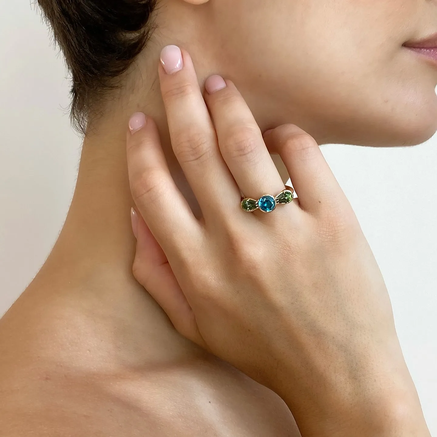 Bowtie Solitaire Ring