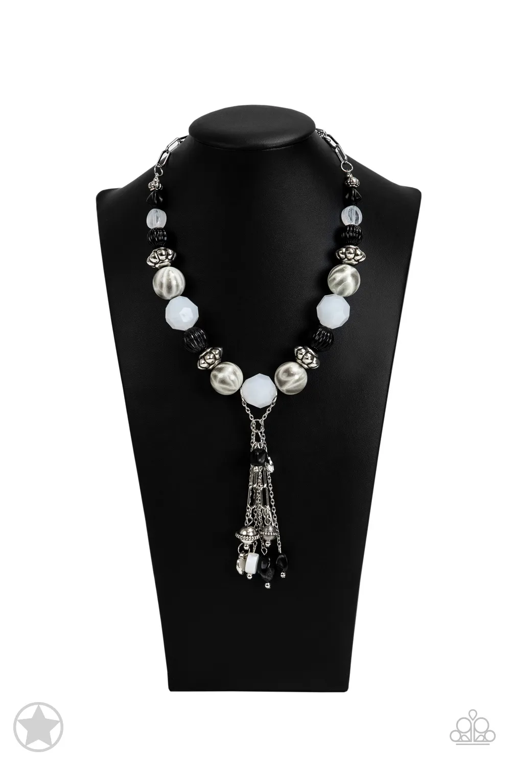 Break A Leg! - Black and White Necklace