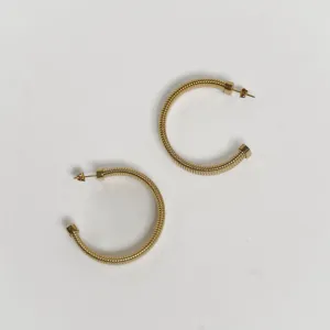 Buyiswa 80'S Hoops