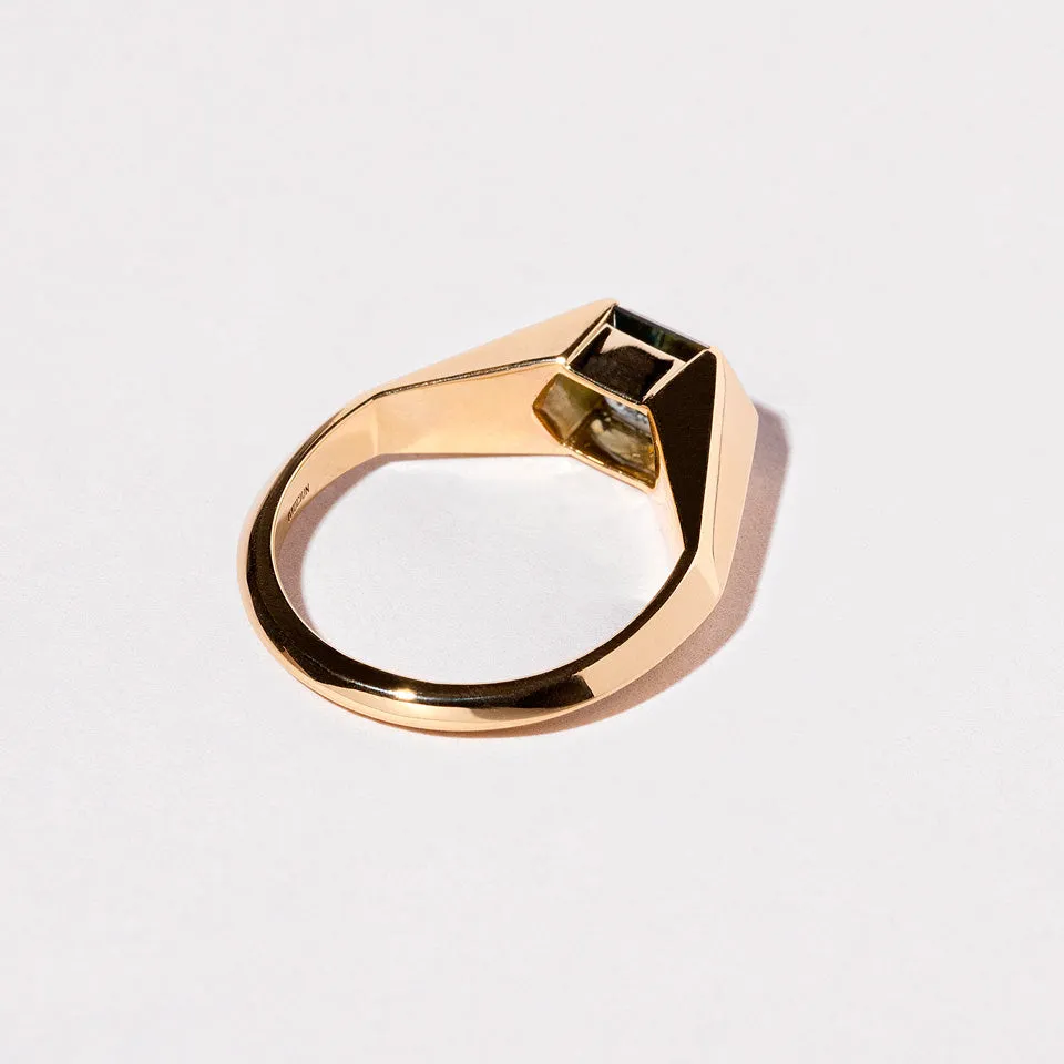 Caelum Ring