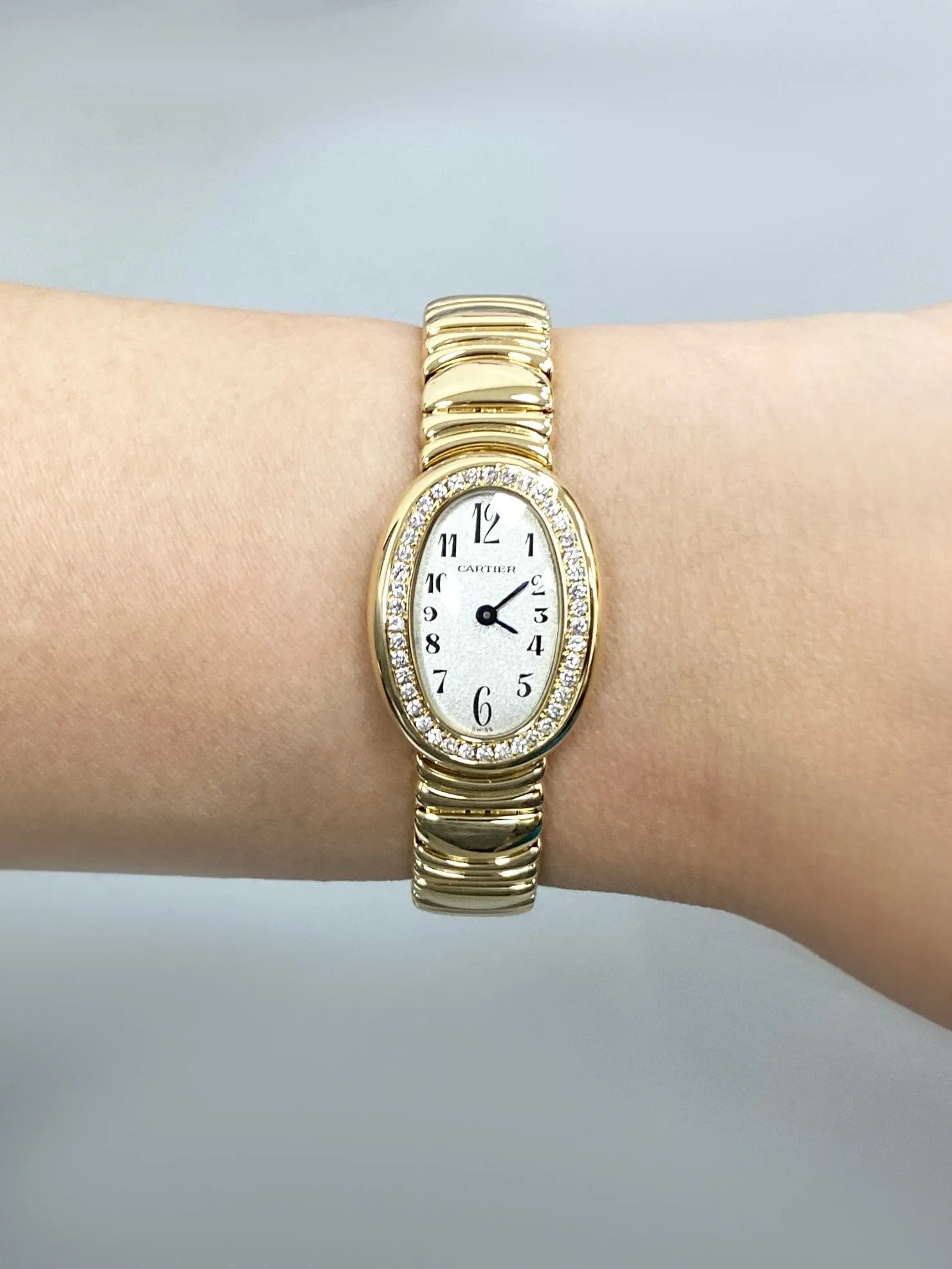 Cartier Baignoire Mini WB5047D8 / 1960 Diamond 18k Yellow Gold Ladies Watch