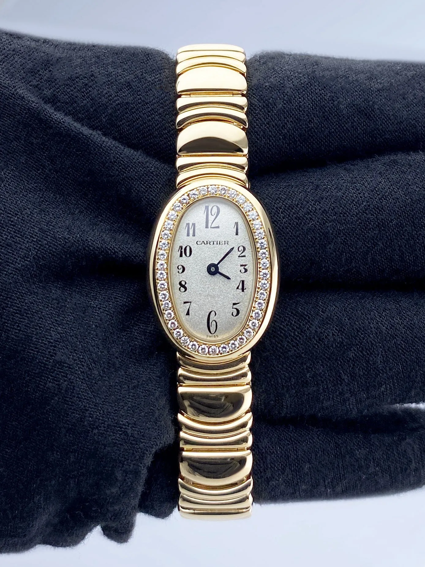 Cartier Baignoire Mini WB5047D8 / 1960 Diamond 18k Yellow Gold Ladies Watch