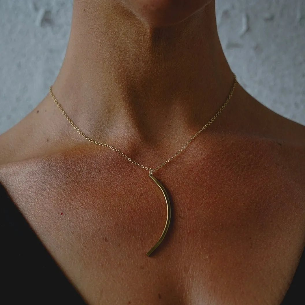 Curved Linear Bar Necklace - Choose your Metal
