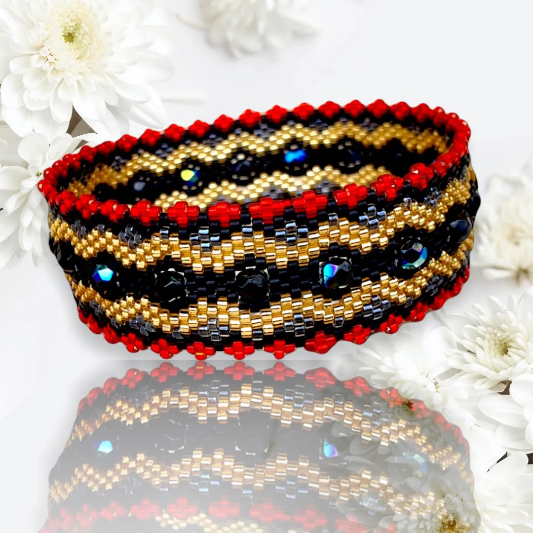 DIY Pattern Bracelet LIBERTE