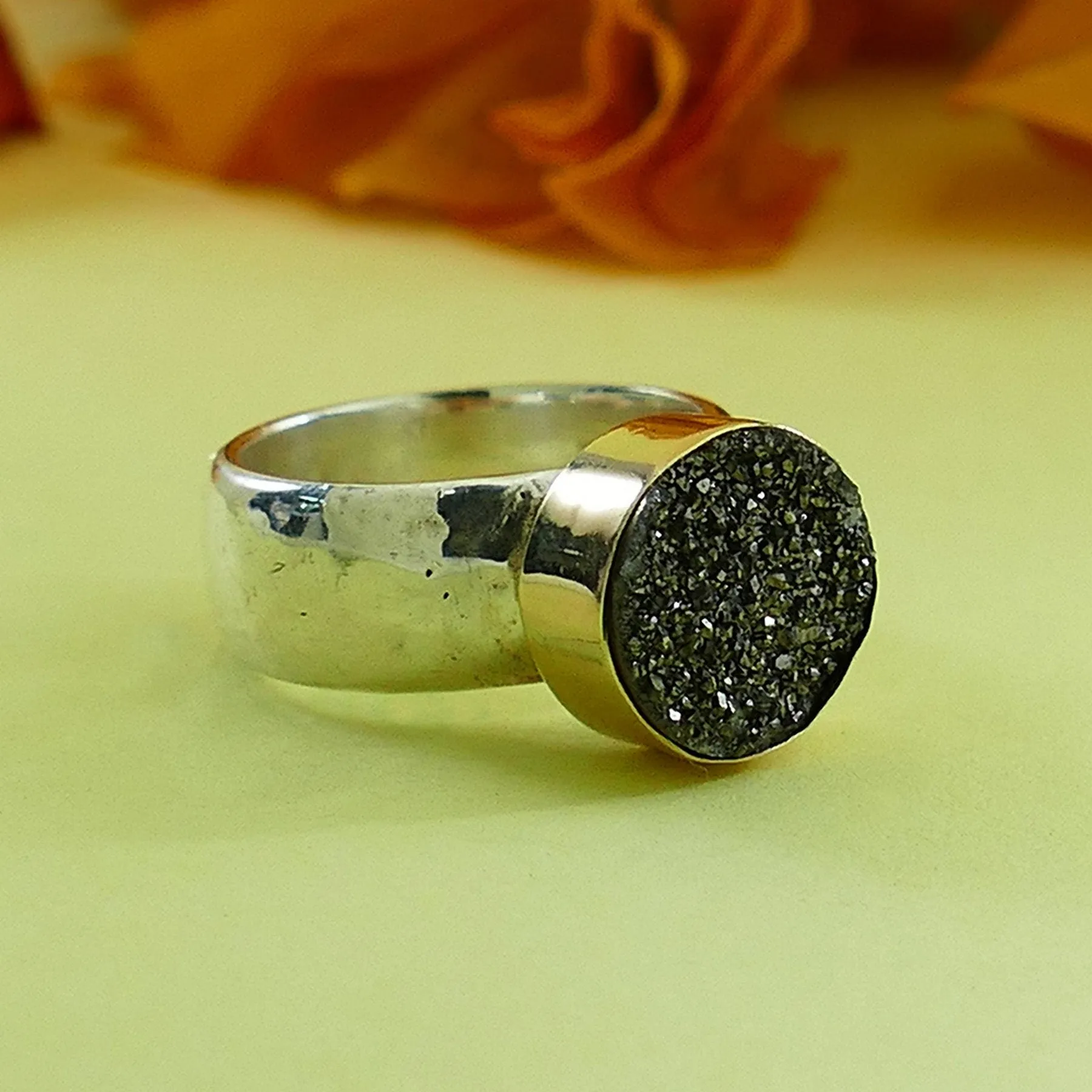 Druzy Mixed Metal Ring Two Tone Solid 9 karat Yellow Gold and 925 Sterling Silver Unique  Agate Druzy Stone