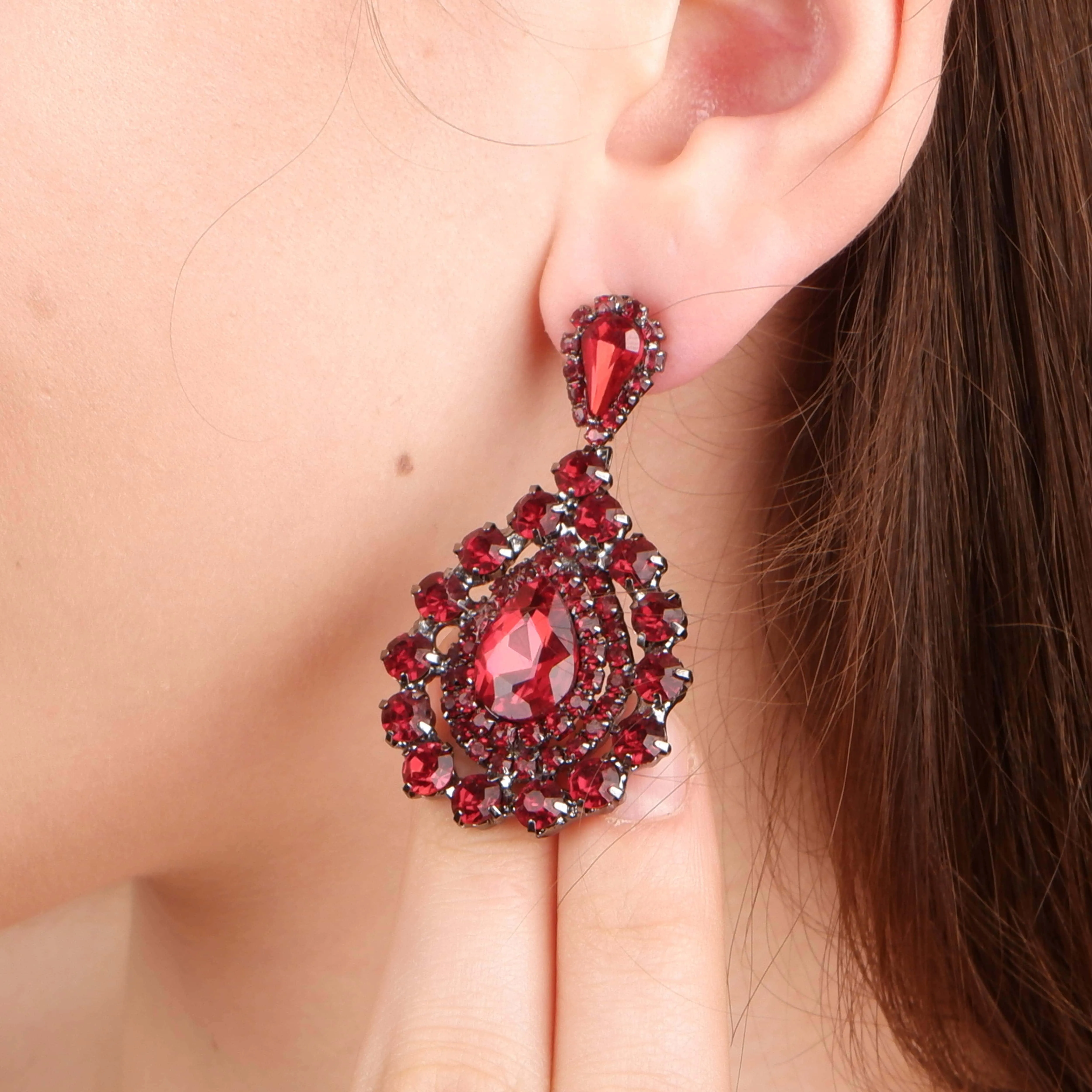 Elegant Minimalist Glass Stone Earrings for Brides