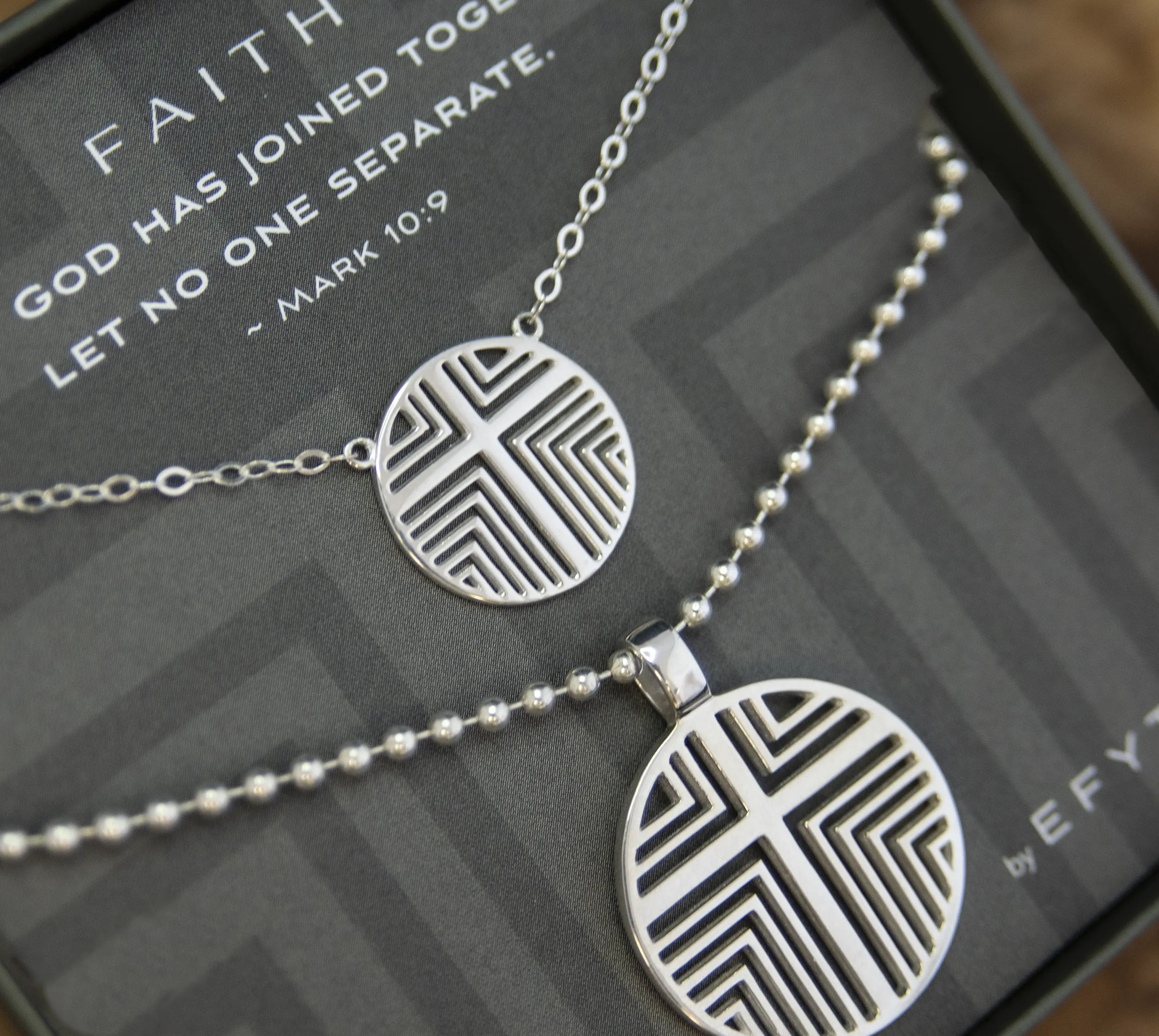 faith 18mm & 25mm necklace set • mark 10:9