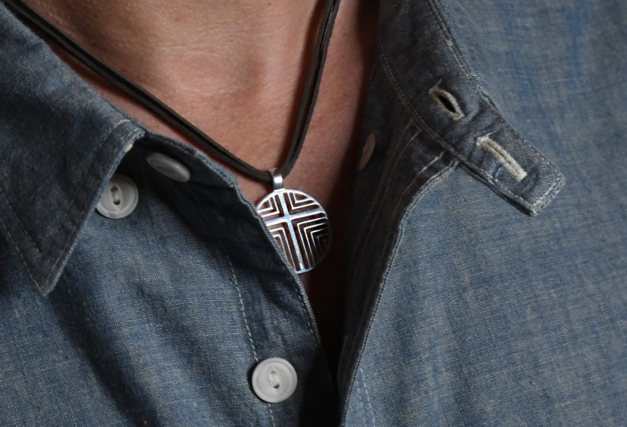 faith 25mm necklace • parenting together
