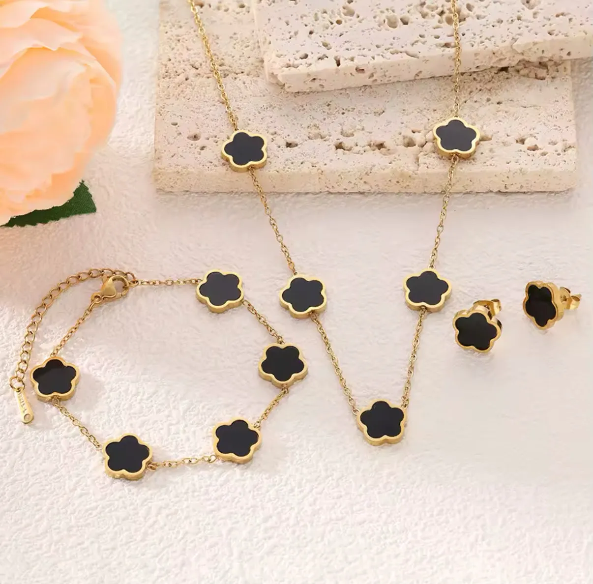 Five Leave Clover Flower Necklace, Bracelet & Earrings Set