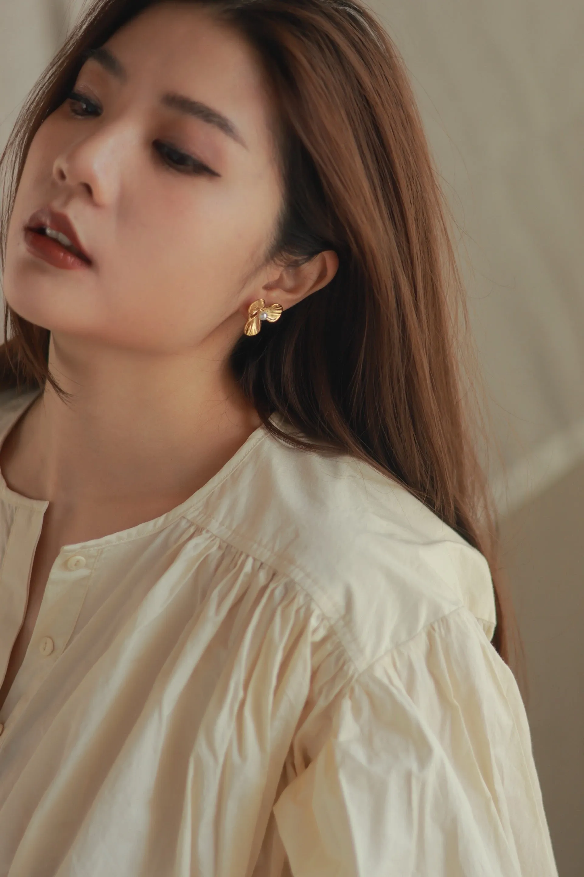 Flower Pearl Studs