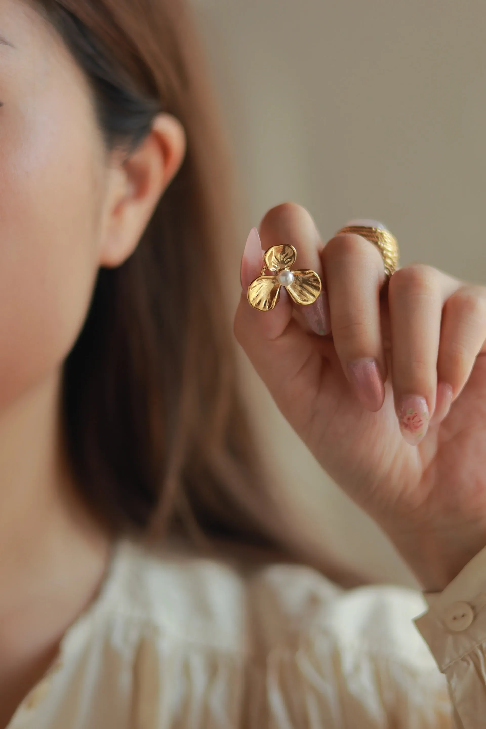 Flower Pearl Studs