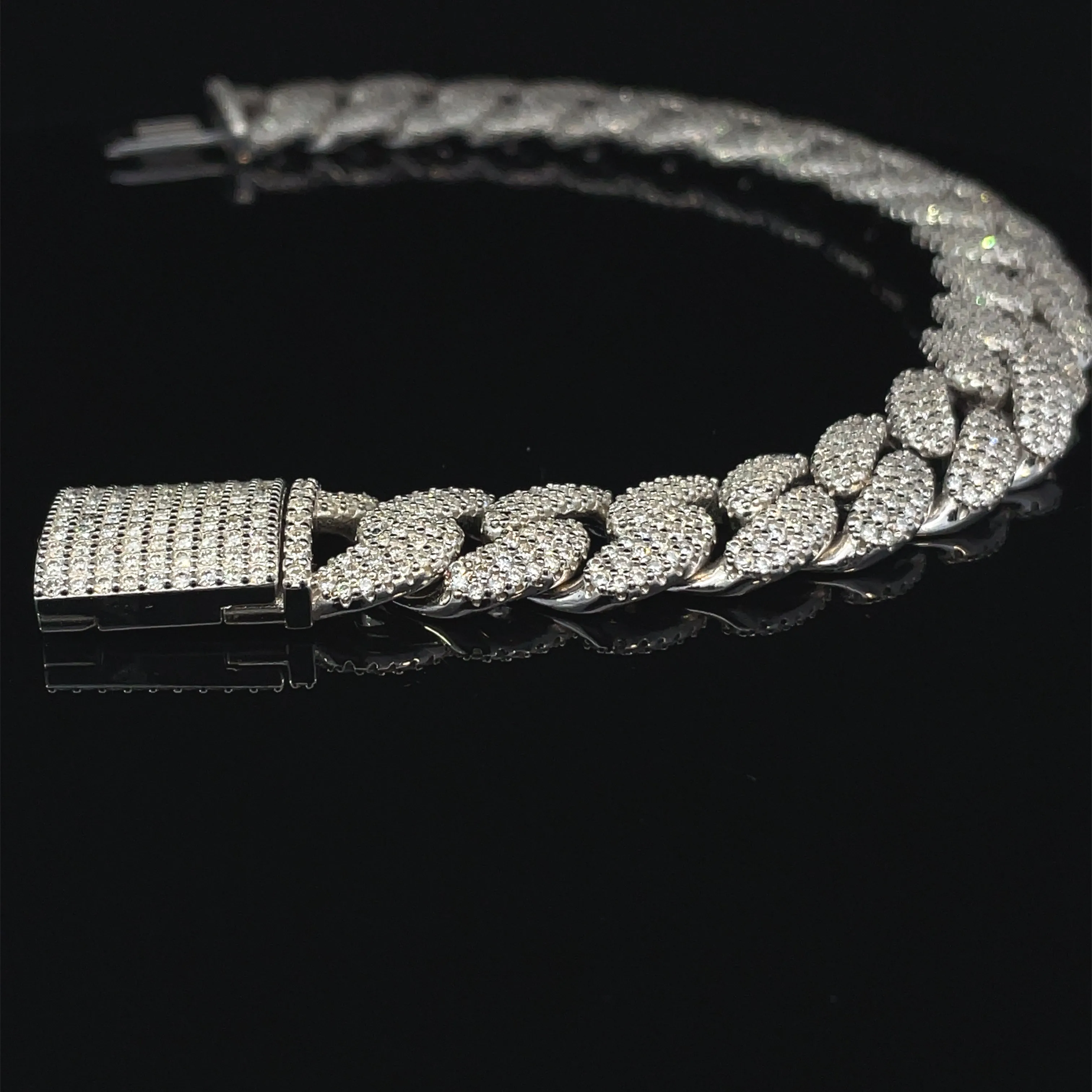 Iced Out Cuban Link Bracelet 20mm