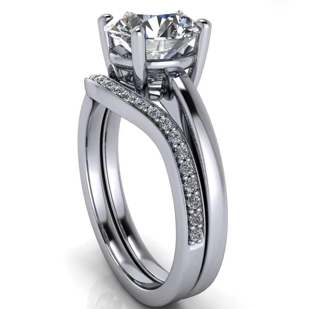 Keegan Round Center Stone 4 Prong Engagement Ring