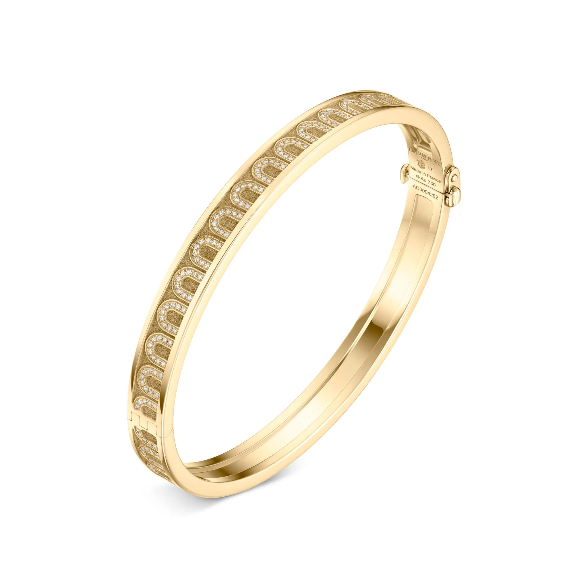 L'Arc de DAVIDOR Bangle PM, 18k Yellow Gold with Satin Finish and Arcade Diamonds