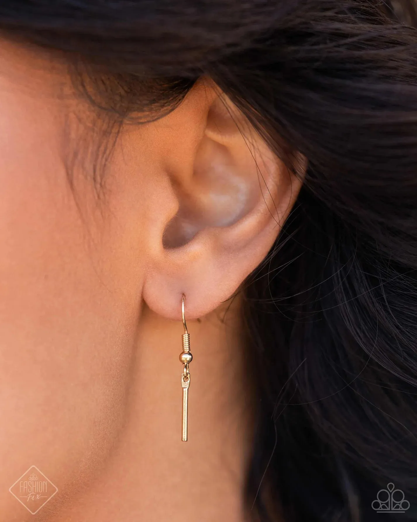 Linear Leap - Gold Necklace (MM-0524)