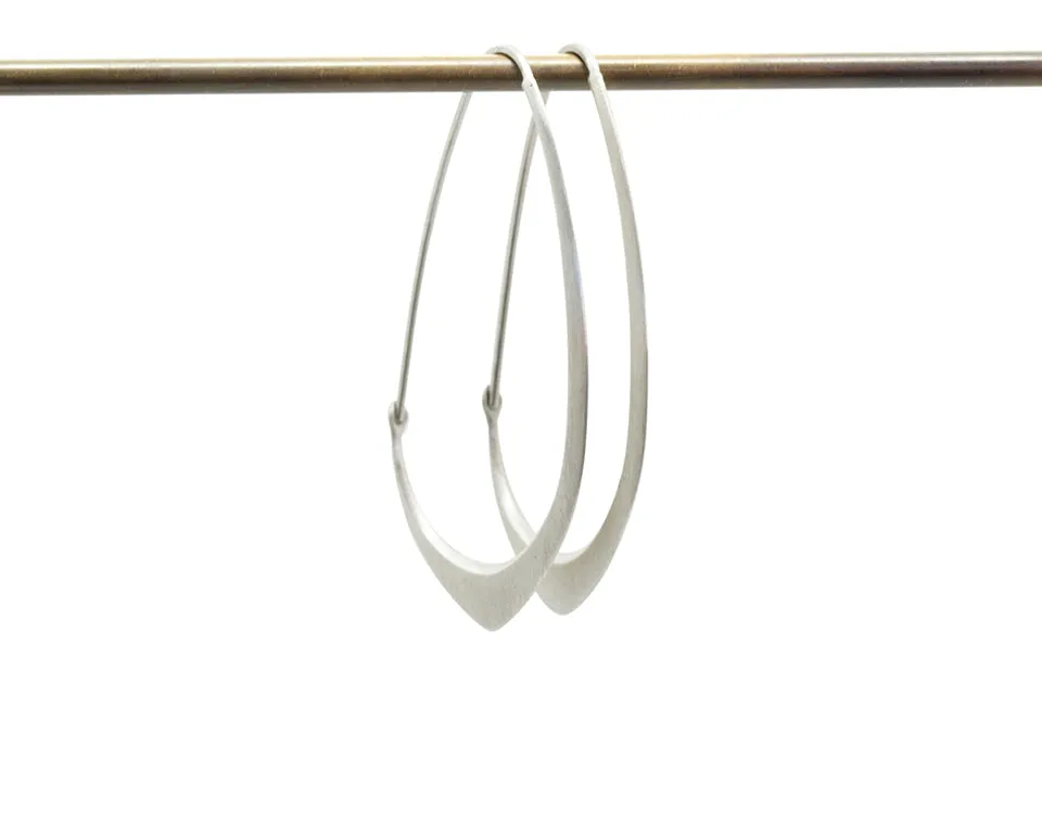 Medium Facet Hoops