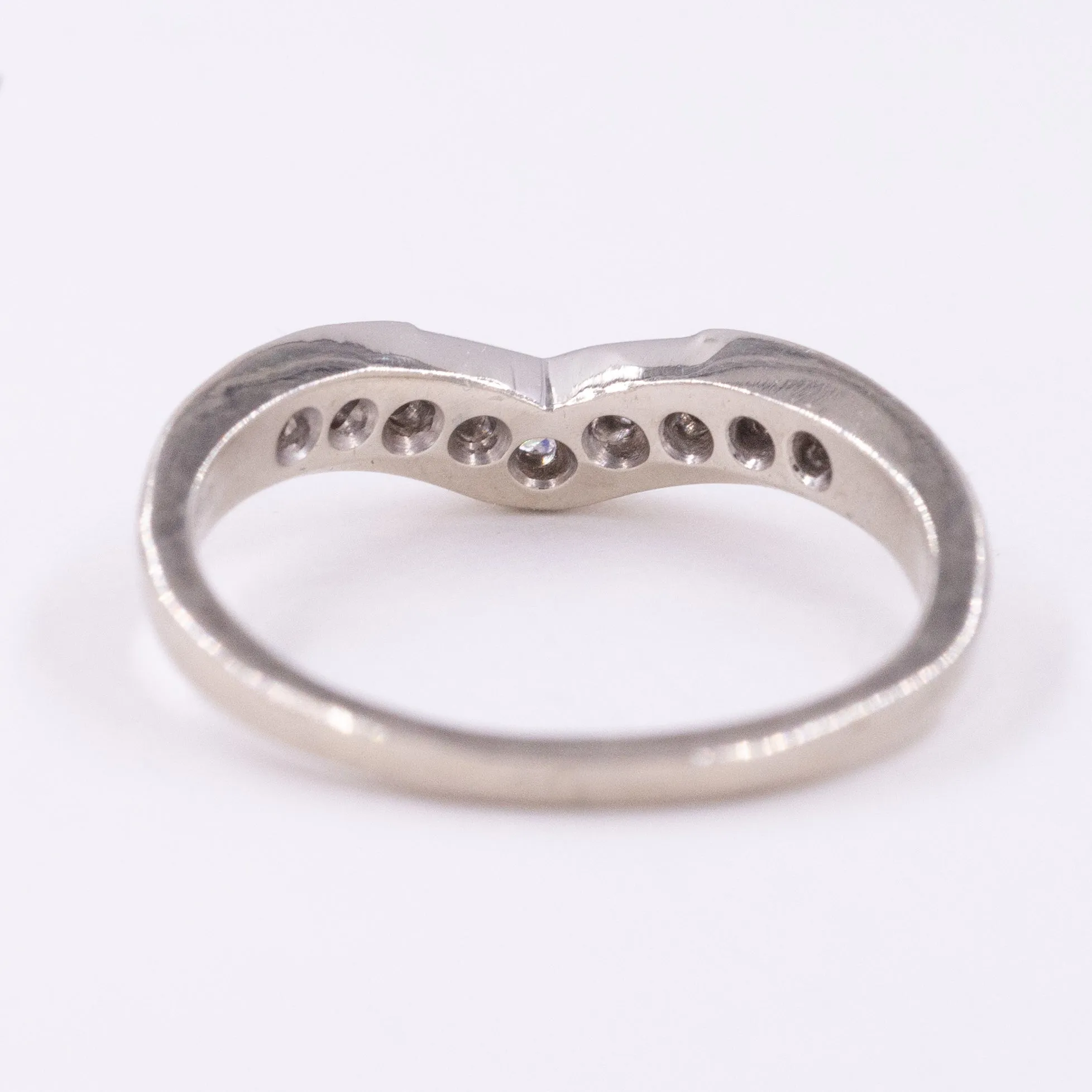 Midcentury Diamond 'V' Band