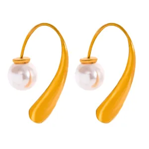Minimalist Pearls Earrings