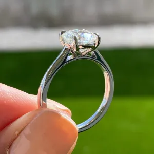 Morgan (2ct) Round Moissanite Engagement Ring