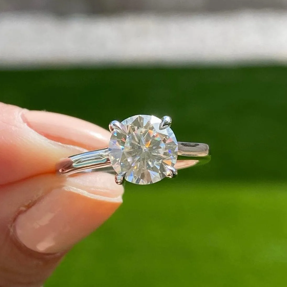 Morgan (2ct) Round Moissanite Engagement Ring
