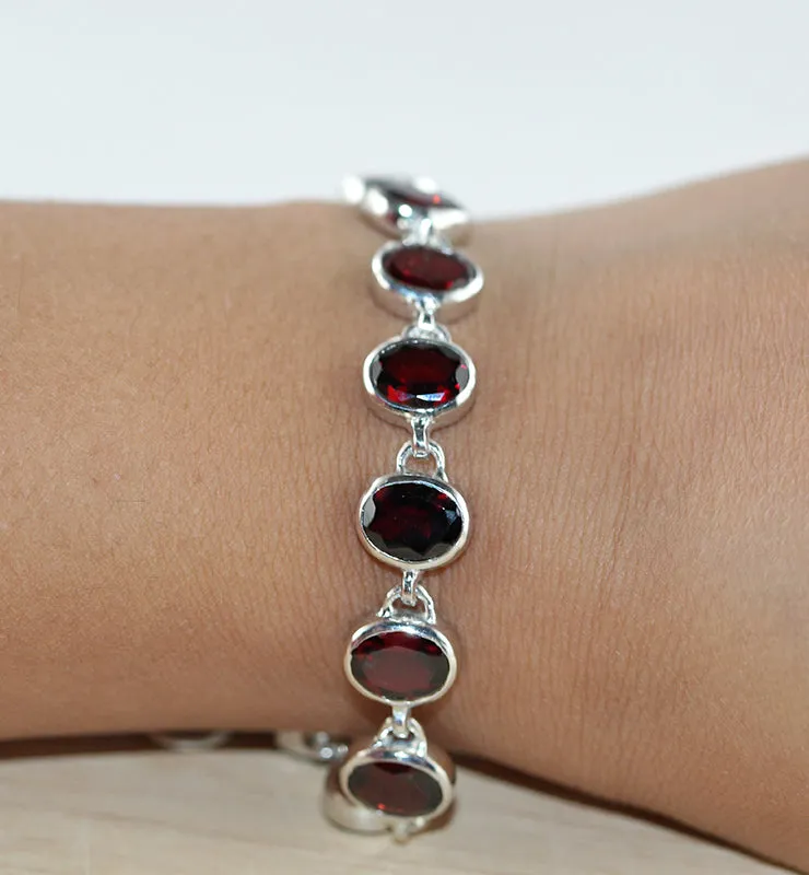 Oval Garnet Bracelet in Sterling Silver