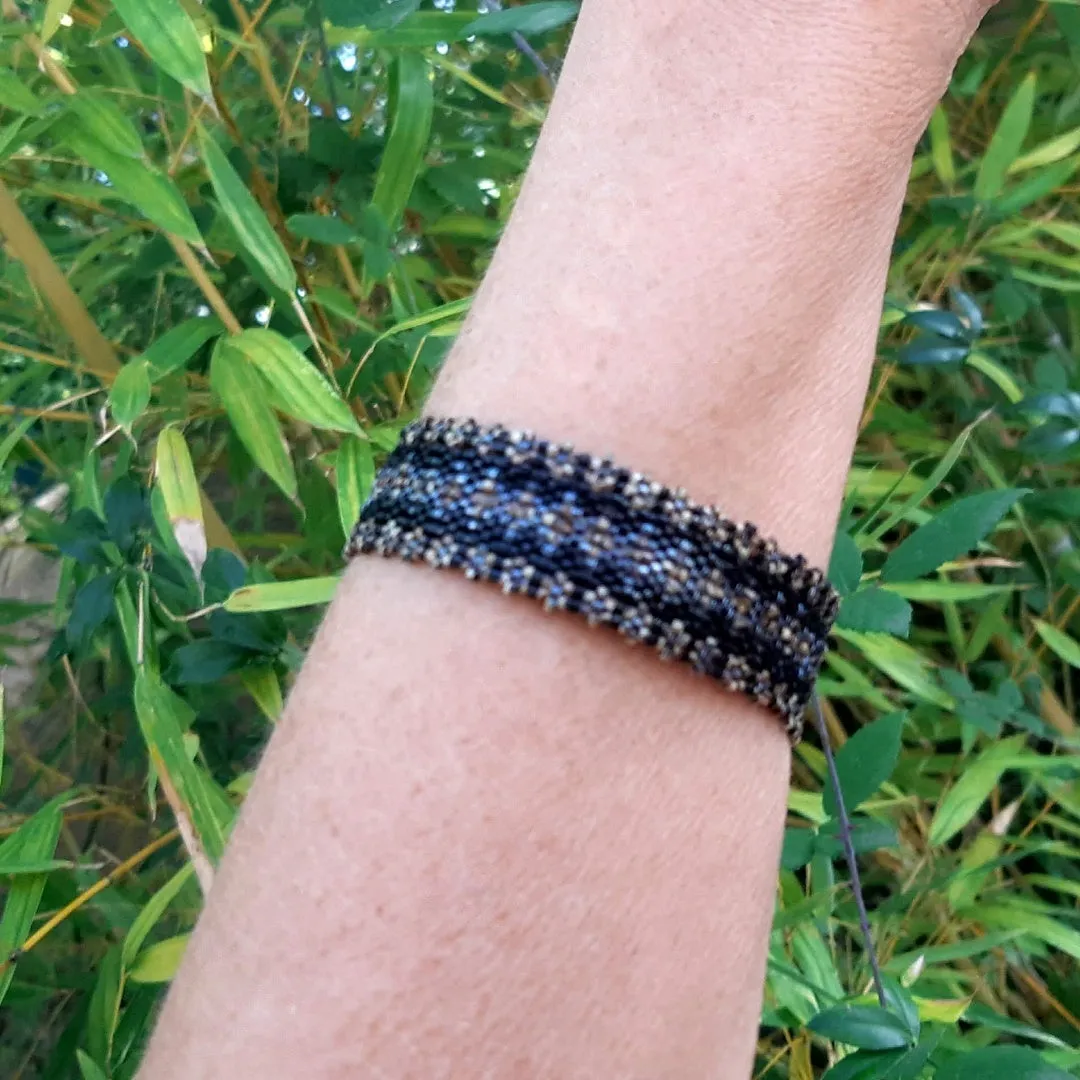 Pattern - Bracelet DARK BROWN PRIMEROSES