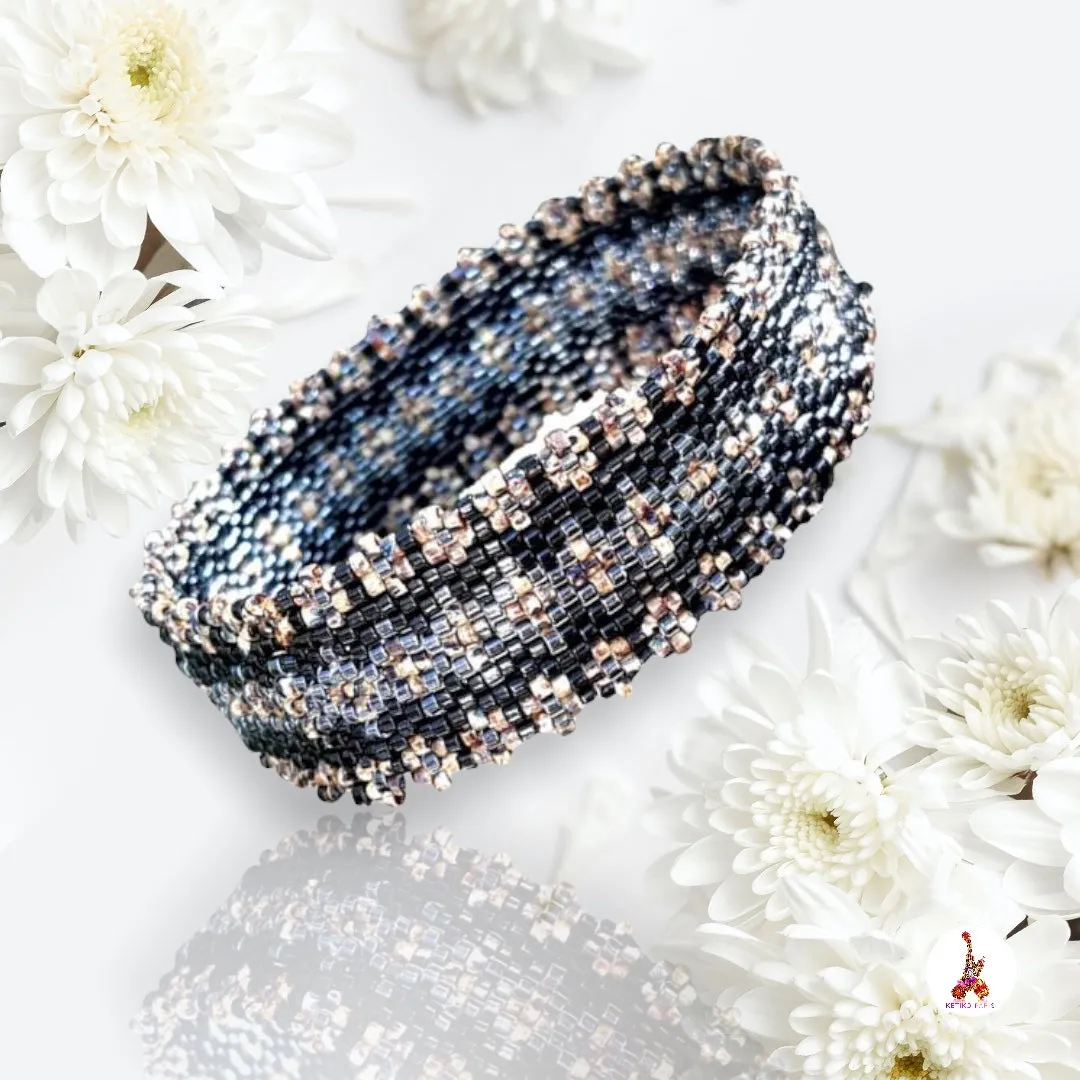 Pattern - Bracelet DARK BROWN PRIMEROSES