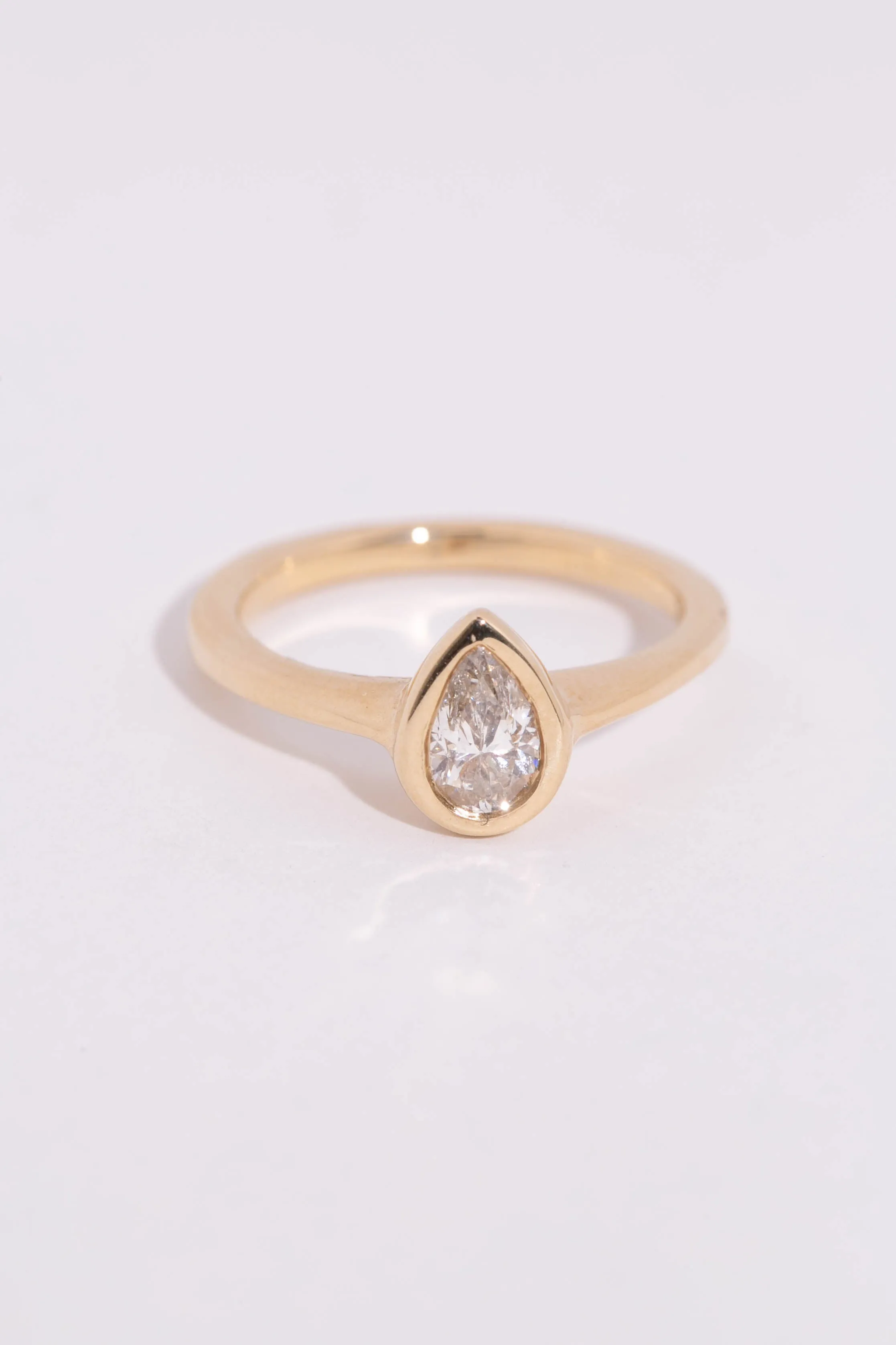 Pear Diamond Solitaire