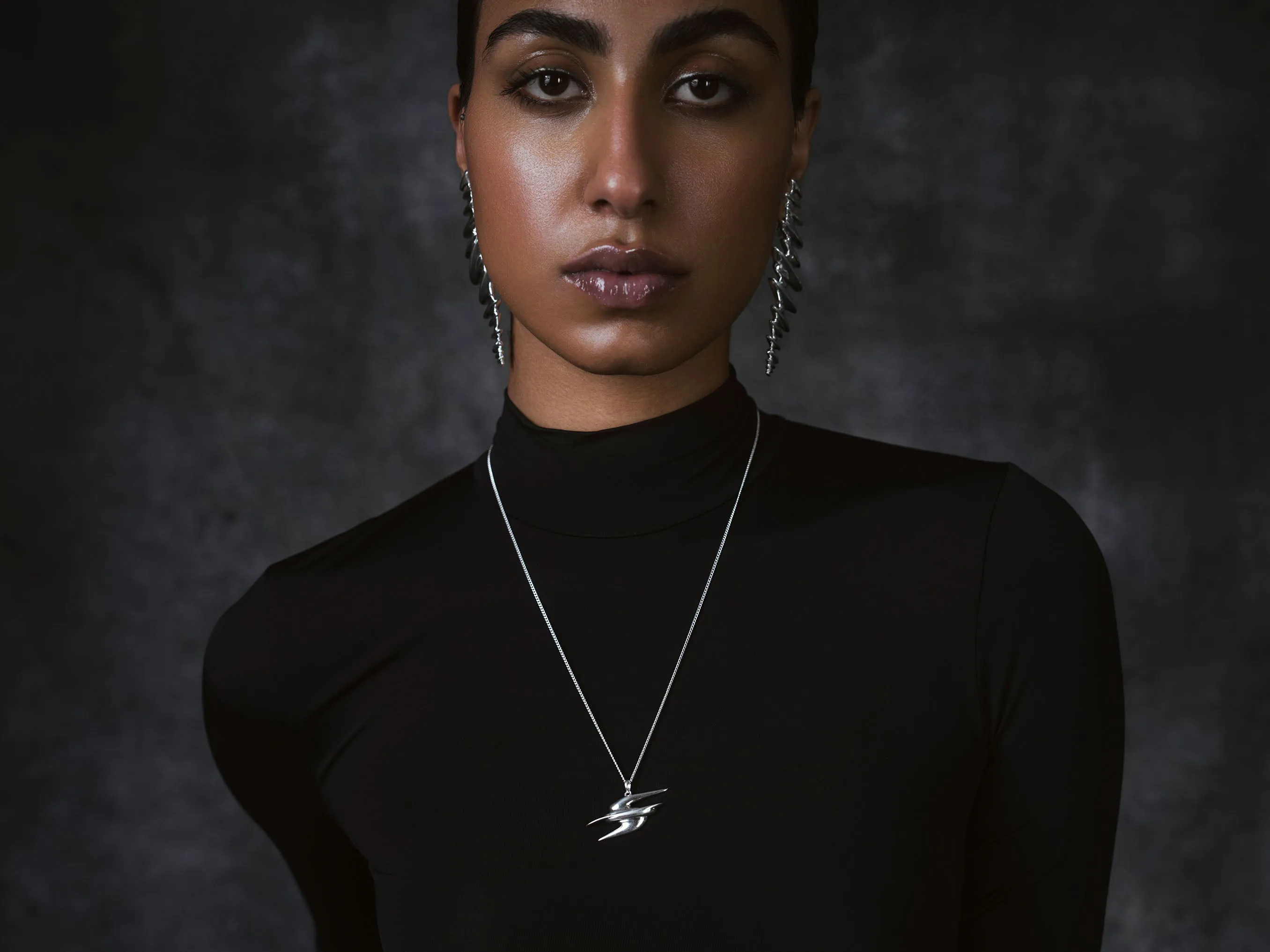 Renewal Pendant Necklace In Silver Tone