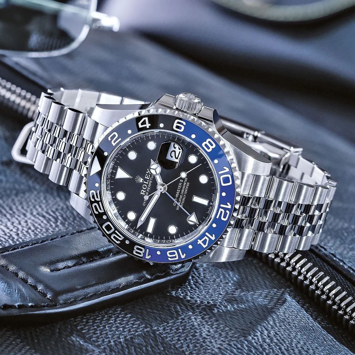 Rolex | GMT-Master II GMT Black Dial ( Blue and Black bezel )