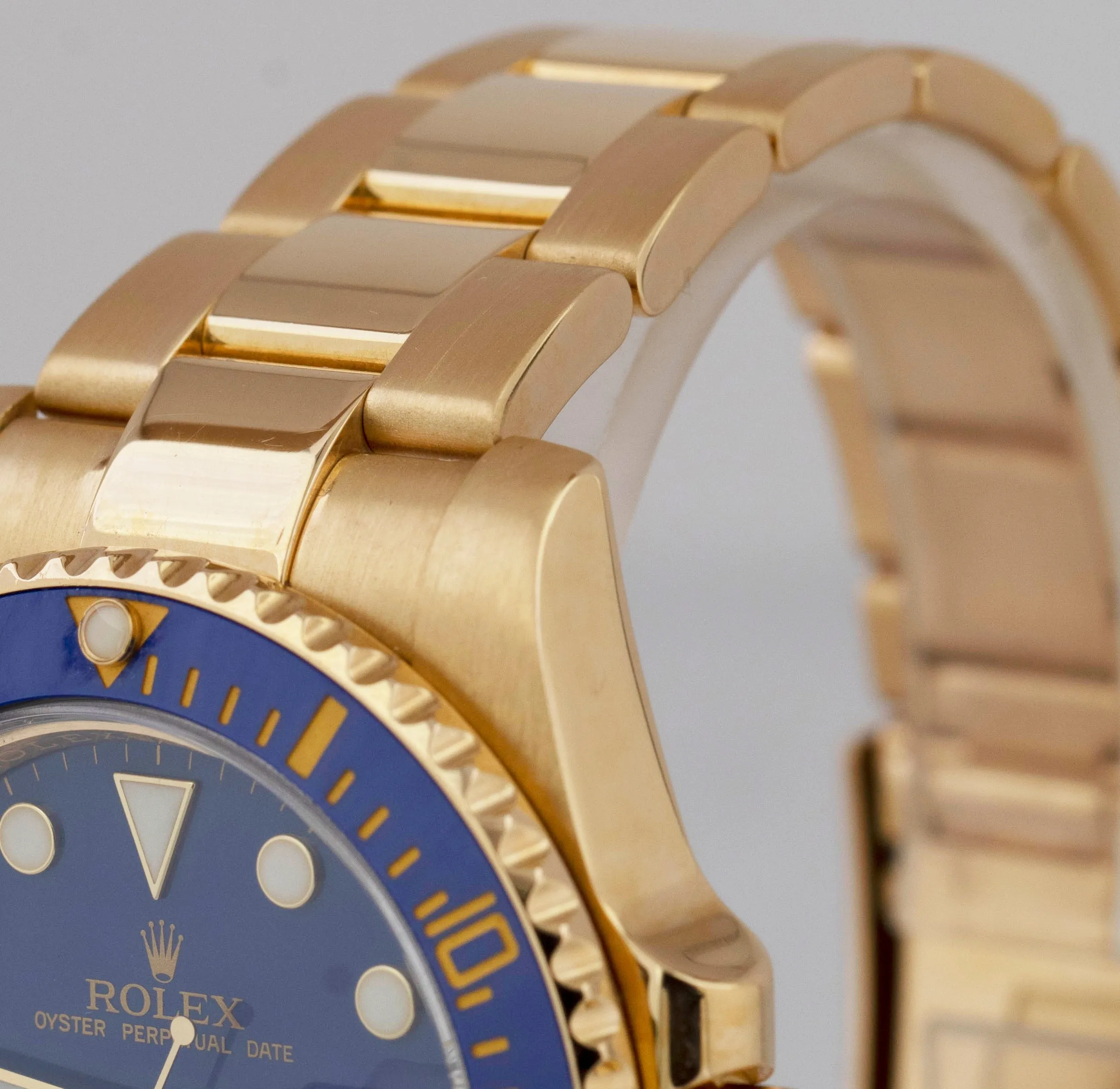 Rolex Submariner Date 40mm Ceramic 18K Yellow Gold Blue Dive Watch 116618 LB