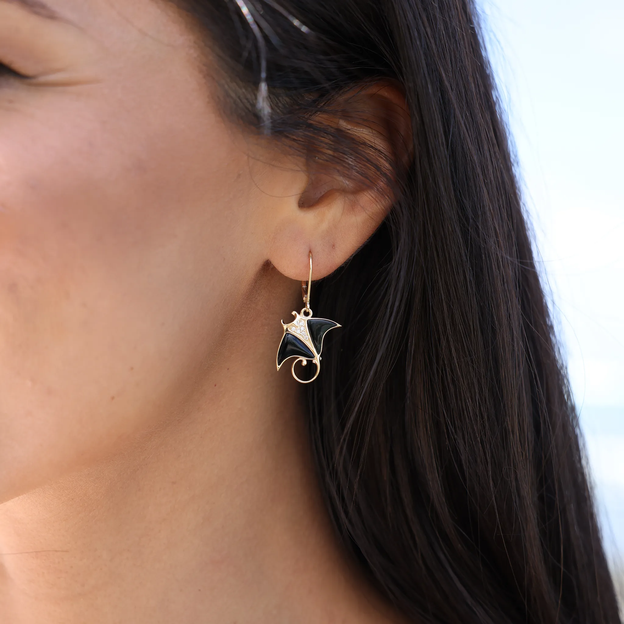 Sealife Manta Ray Black Coral Earrings in Gold with Diamonds - 20mm