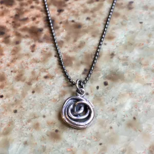 Small Spiral Minimalist Necklace - Petit.