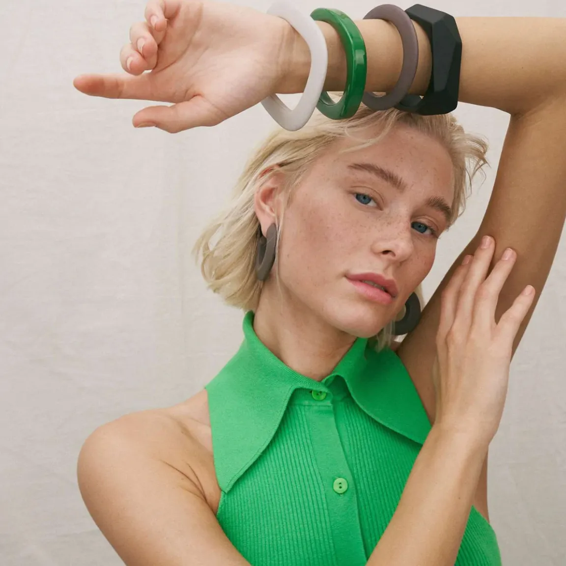 Vanessa Baroni Oval Matt Bangle