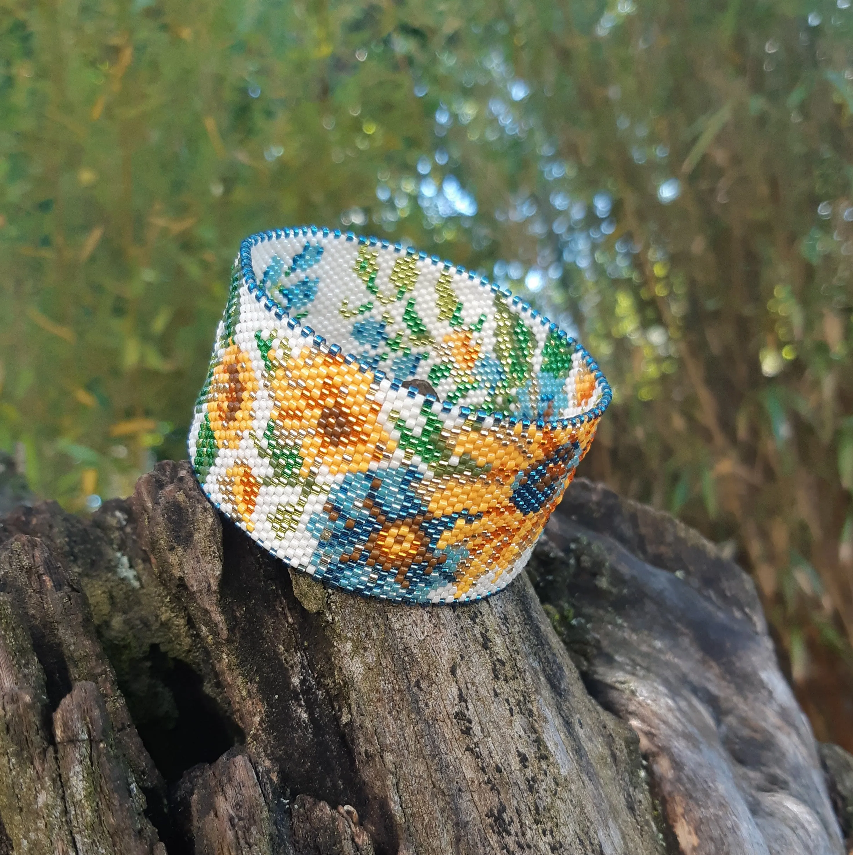 Vertical Peyote Pattern - Bracelet SPRING