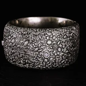 Victorian Repoussé Floral Cuff Bangle