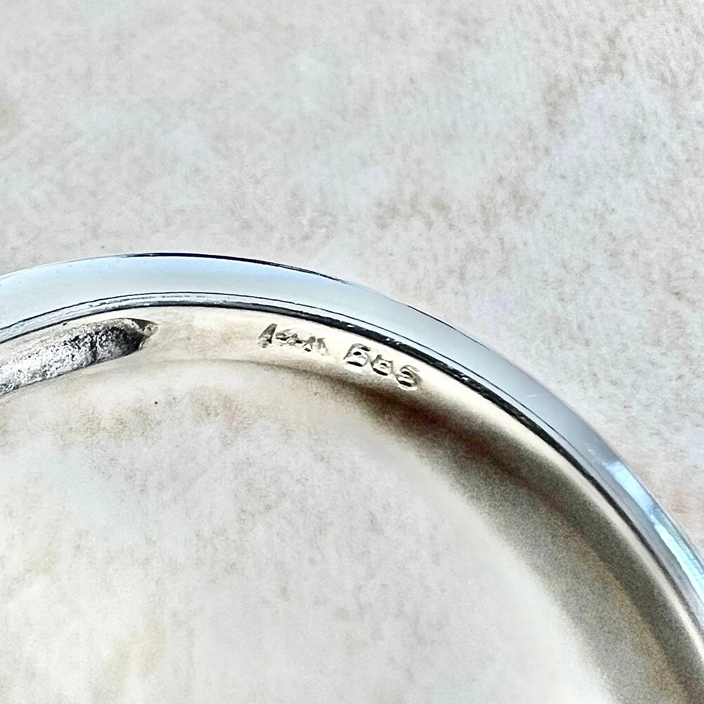 Vintage 14 Karat White Gold Round Solitaire Diamond Band Ring