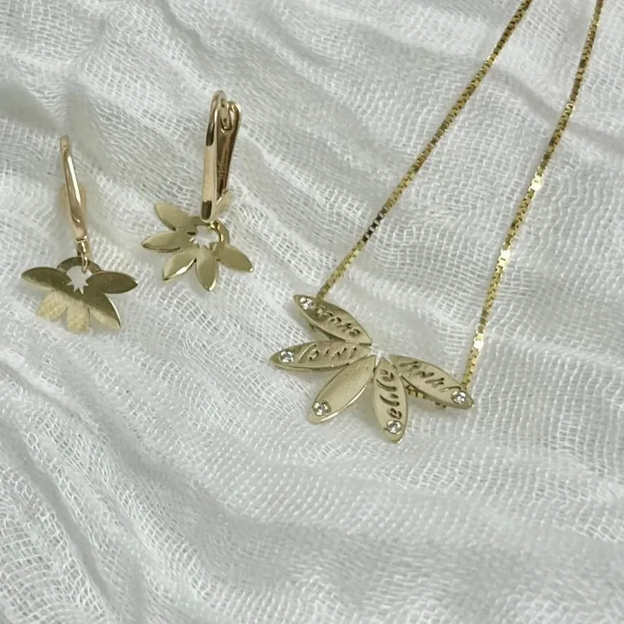 Whispers of Nature Gold Necklace and earrings