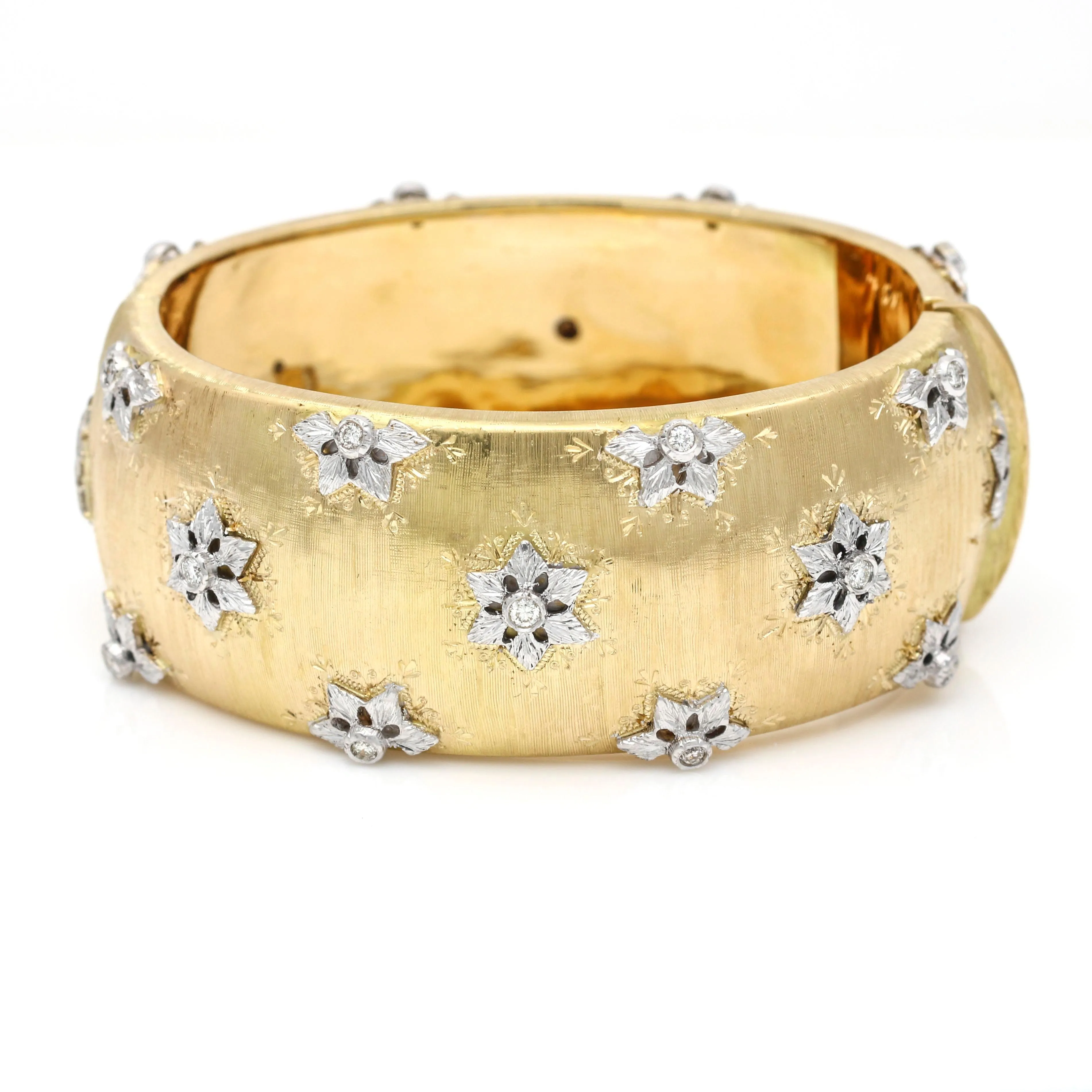 Women's Italian Diamond Florentine Finish Bangle Bracelet 18k Yellow Gold