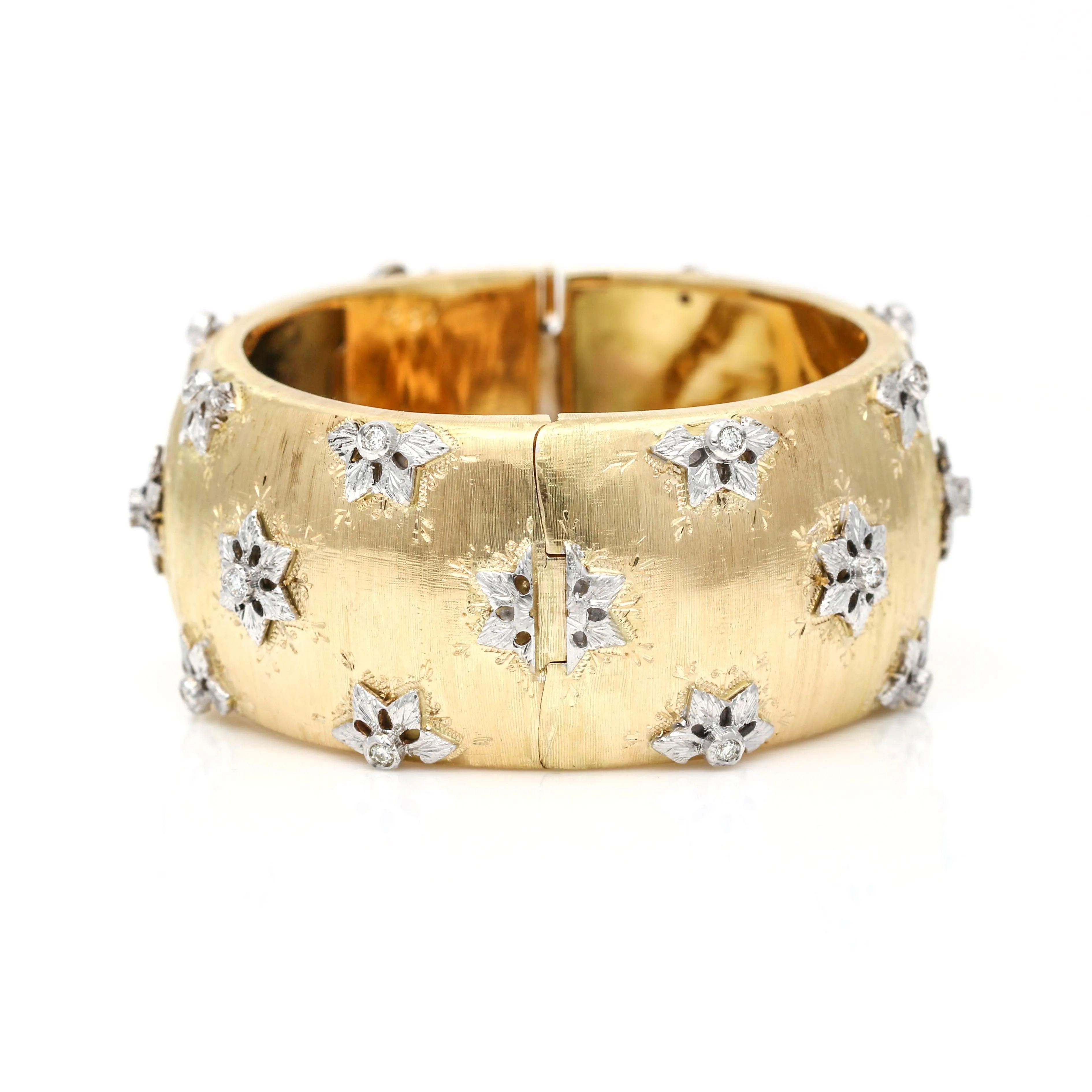 Women's Italian Diamond Florentine Finish Bangle Bracelet 18k Yellow Gold