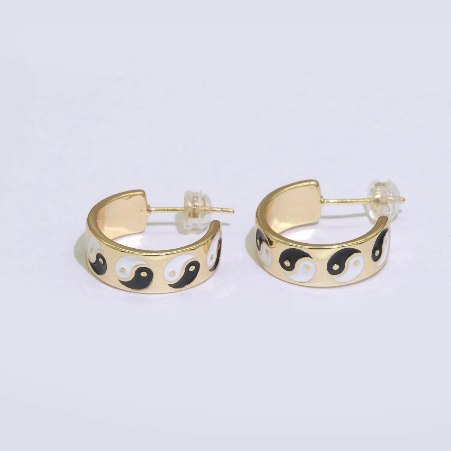 Yin Yang Enamel Round hoop earrings 17.5mm, Lead Nickel free Earrings Y2K Simple Round hoop 1 pair hoops
